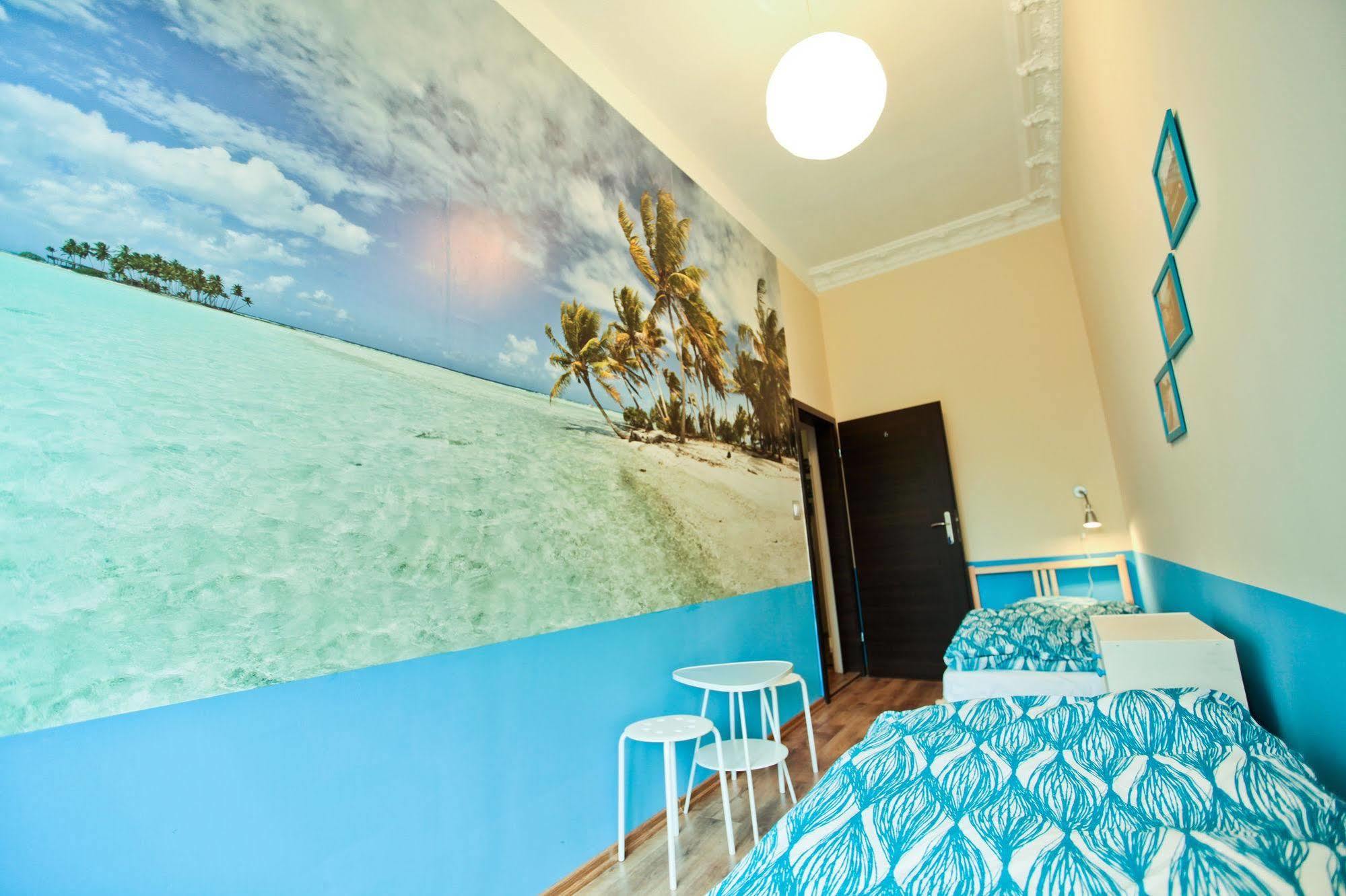 Poco Loco Hostel Poznań Esterno foto