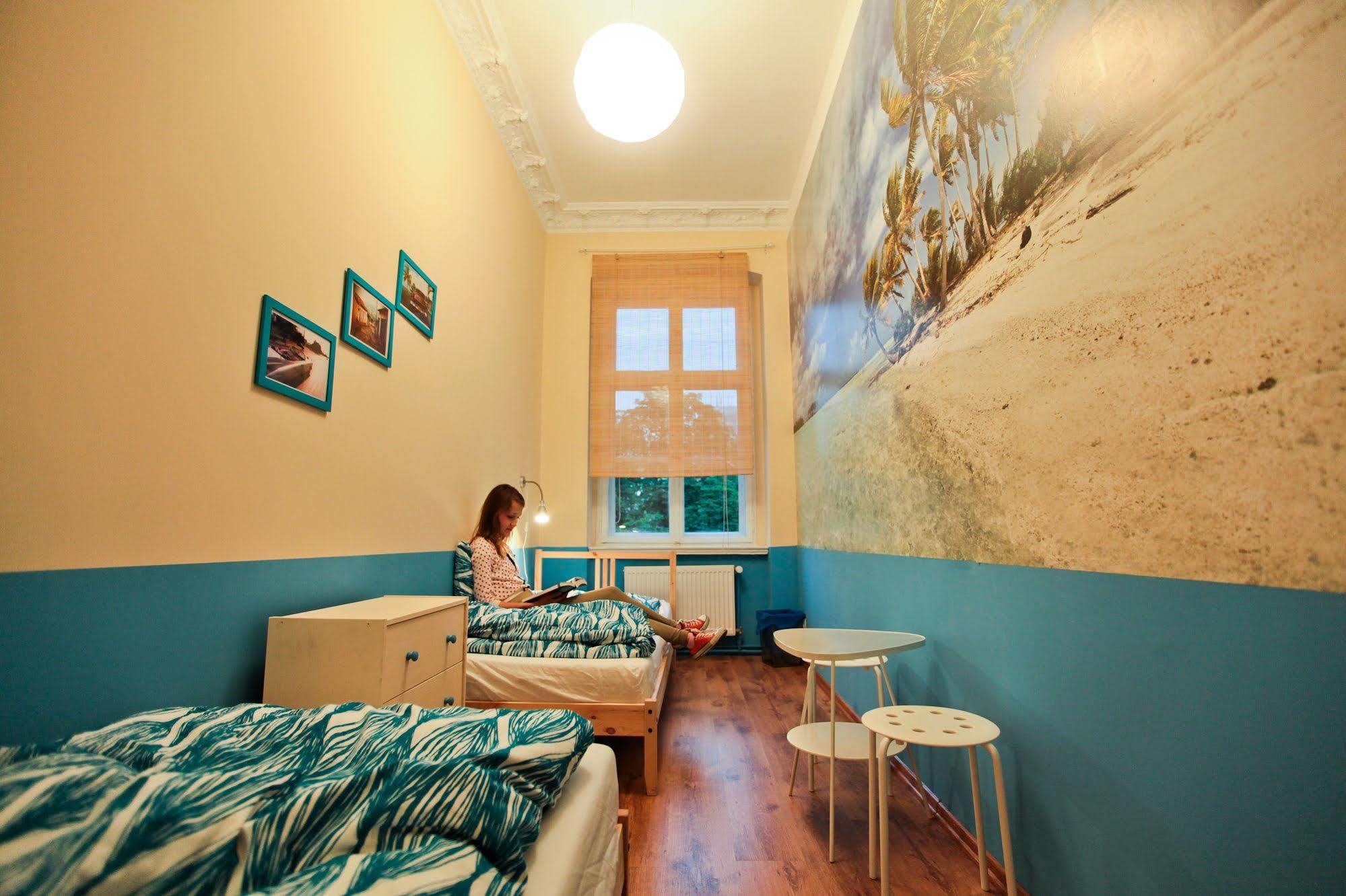 Poco Loco Hostel Poznań Esterno foto