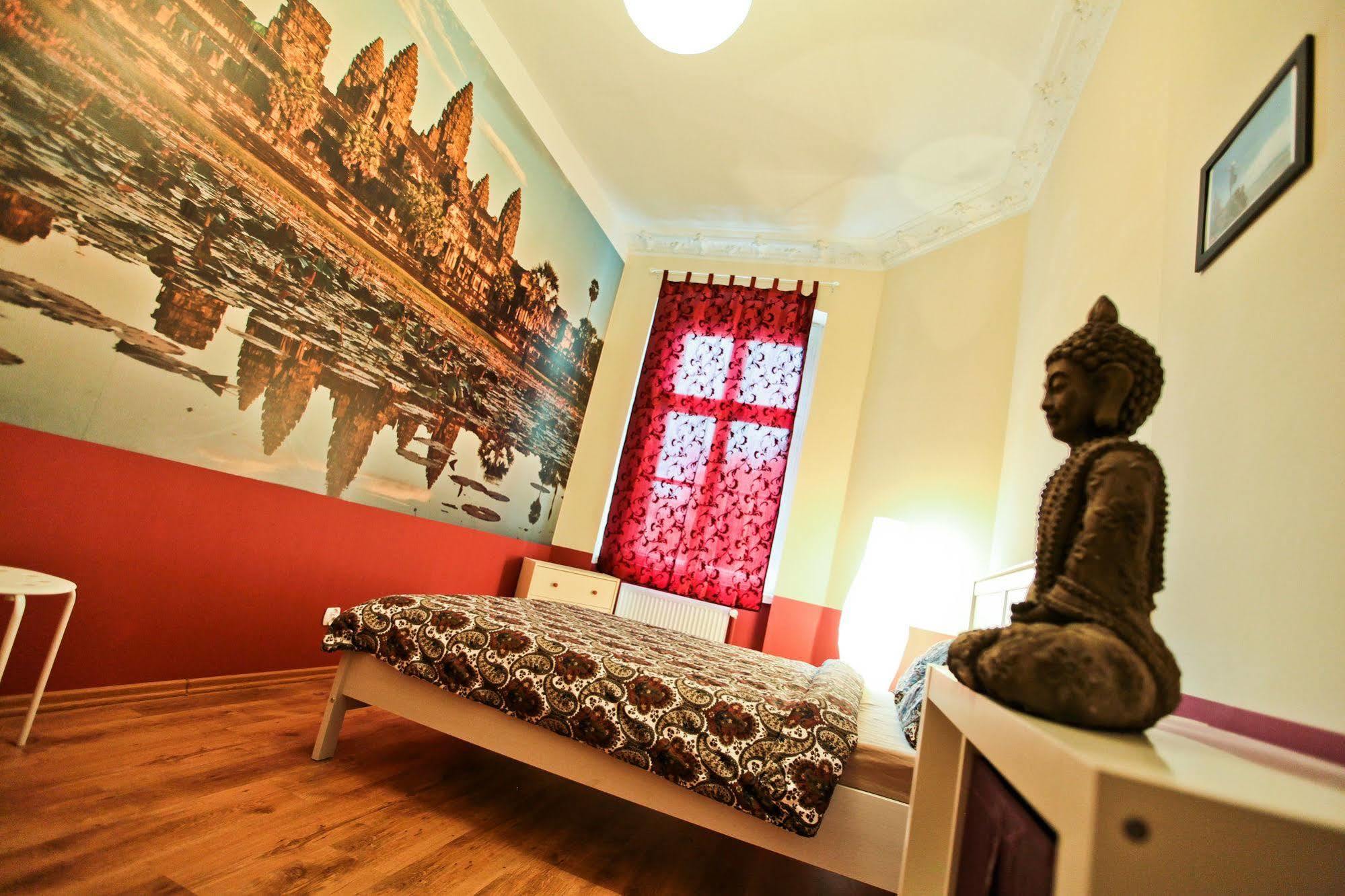 Poco Loco Hostel Poznań Esterno foto