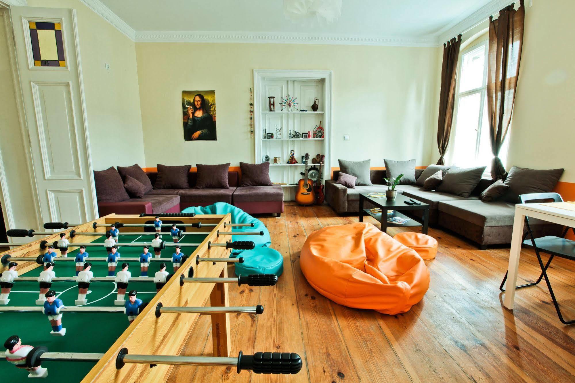 Poco Loco Hostel Poznań Esterno foto