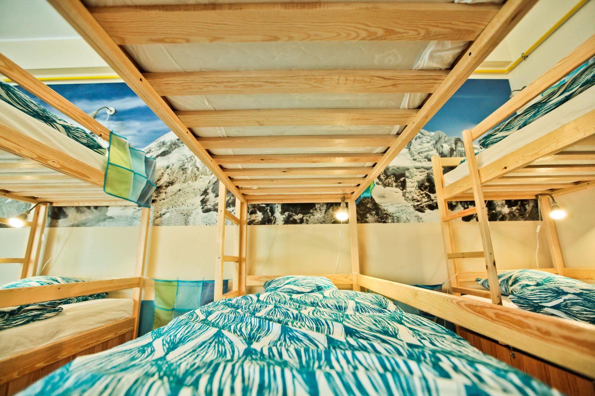 Poco Loco Hostel Poznań Esterno foto